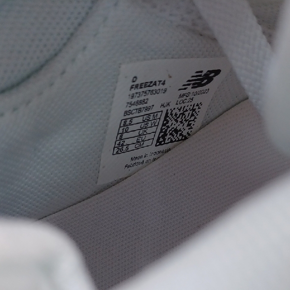 NEW New Balance Feeeze LX V4 Lacrosse Cleats-White/Blue/Purple Size M:8.5 W:10 - Picture 13 of 13